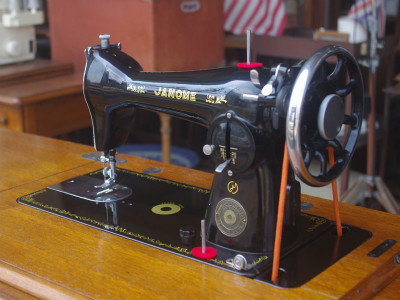 Janome ジャノメ製 家庭用足踏みミシン
