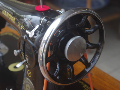 Janome ジャノメ製 家庭用足踏みミシン