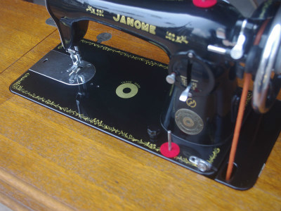 Janome ジャノメ製 家庭用足踏みミシン