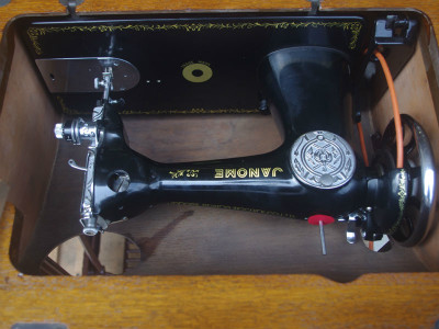 Janome ジャノメ製 家庭用足踏みミシン