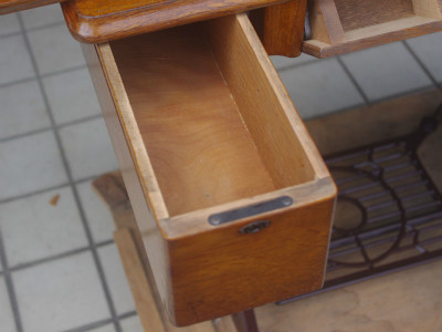 Janome ジャノメ製 家庭用足踏みミシン