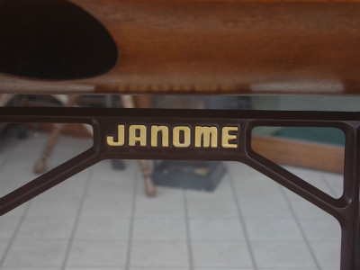 Janome ジャノメ製 家庭用足踏みミシン