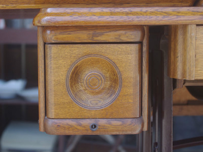 BROTHER ブラザー製 ライト付 家庭用足踏みミシン