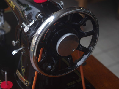 静音！Janome ジャノメ製 家庭用足踏みミシン