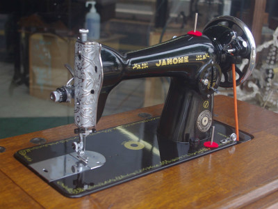 Janome ジャノメ製 家庭用足踏みミシン