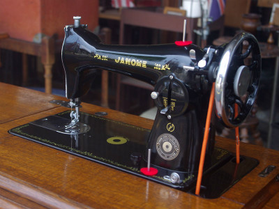 Janome ジャノメ製 家庭用足踏みミシン