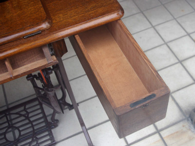 Janome ジャノメ製 家庭用足踏みミシン