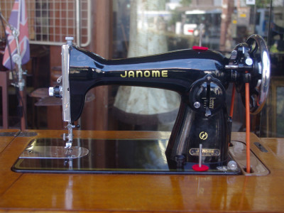 Janome ジャノメ製 家庭用足踏みミシン