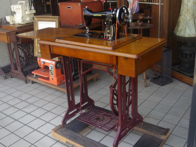 Janome ジャノメ製 家庭用足踏みミシン