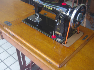 Janome ジャノメ製 家庭用足踏みミシン