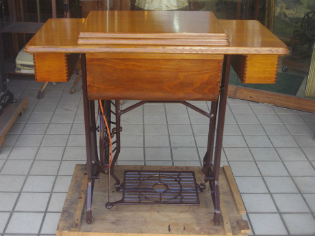 Janome ジャノメ製 家庭用足踏みミシン