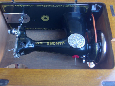 Janome ジャノメ製 家庭用足踏みミシン