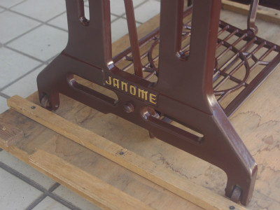 Janome ジャノメ製 家庭用足踏みミシン