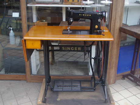 SINGER 188 シンガー製 職業用足踏みミシン 糸立て付