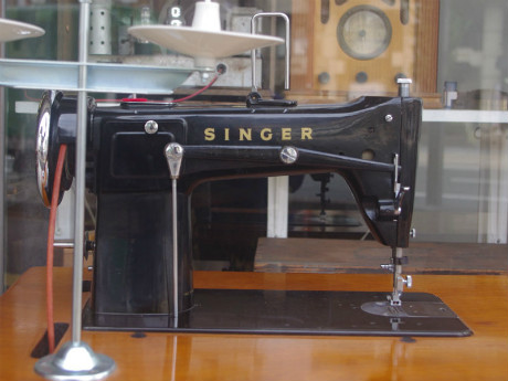 SINGER 188 シンガー製 職業用足踏みミシン 糸立て付