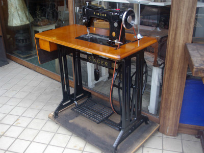 SINGER 188 シンガー製 職業用足踏みミシン 糸立て付