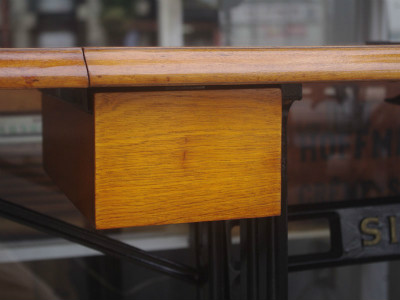 SINGER 188 シンガー製 職業用足踏みミシン 糸立て付