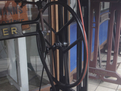 SINGER 188 シンガー製 職業用足踏みミシン 糸立て付