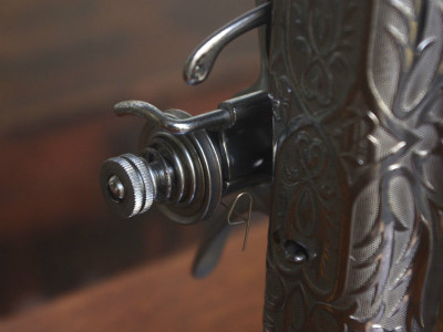 BROTHER ブラザー製 家庭用足踏みミシン