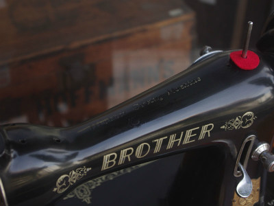 BROTHER ブラザー製 家庭用足踏みミシン