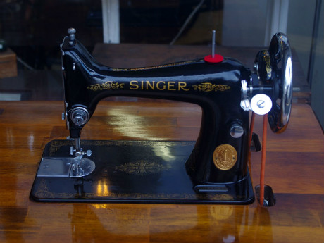 SINGER 99K シンガー製 コンパクト 足踏みミシン