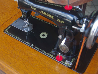 Janome ジャノメ製 家庭用足踏みミシン