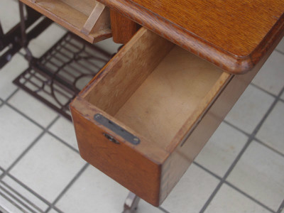 Janome ジャノメ製 家庭用足踏みミシン