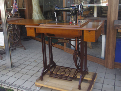 Janome ジャノメ製 家庭用足踏みミシン