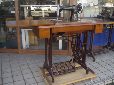 Janome ジャノメ製 家庭用足踏みミシン