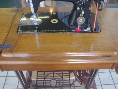 Janome ジャノメ製 家庭用足踏みミシン