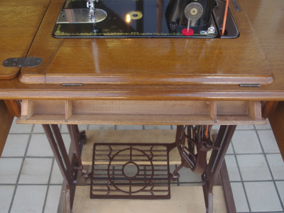 Janome ジャノメ製 家庭用足踏みミシン