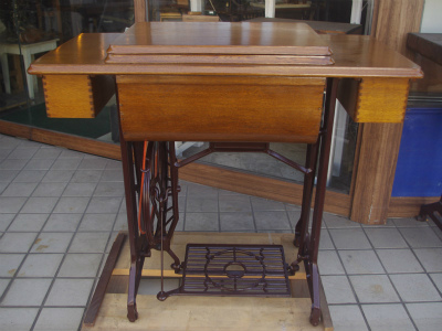 Janome ジャノメ製 家庭用足踏みミシン