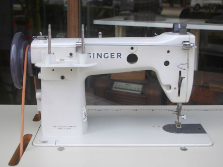 SINGER 188 professional 希少な白！シンガー製 職業用足踏みミシン