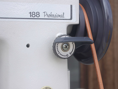 SINGER 188 professional 希少な白！シンガー製 職業用足踏みミシン