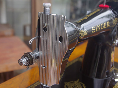 SINGER 15U フルレストア｜飴色キャビネット・静音仕上げ 足踏みミシン