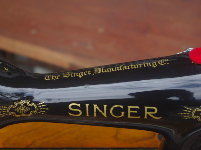 SINGER 15U フルレストア｜飴色キャビネット・静音仕上げ 足踏みミシン